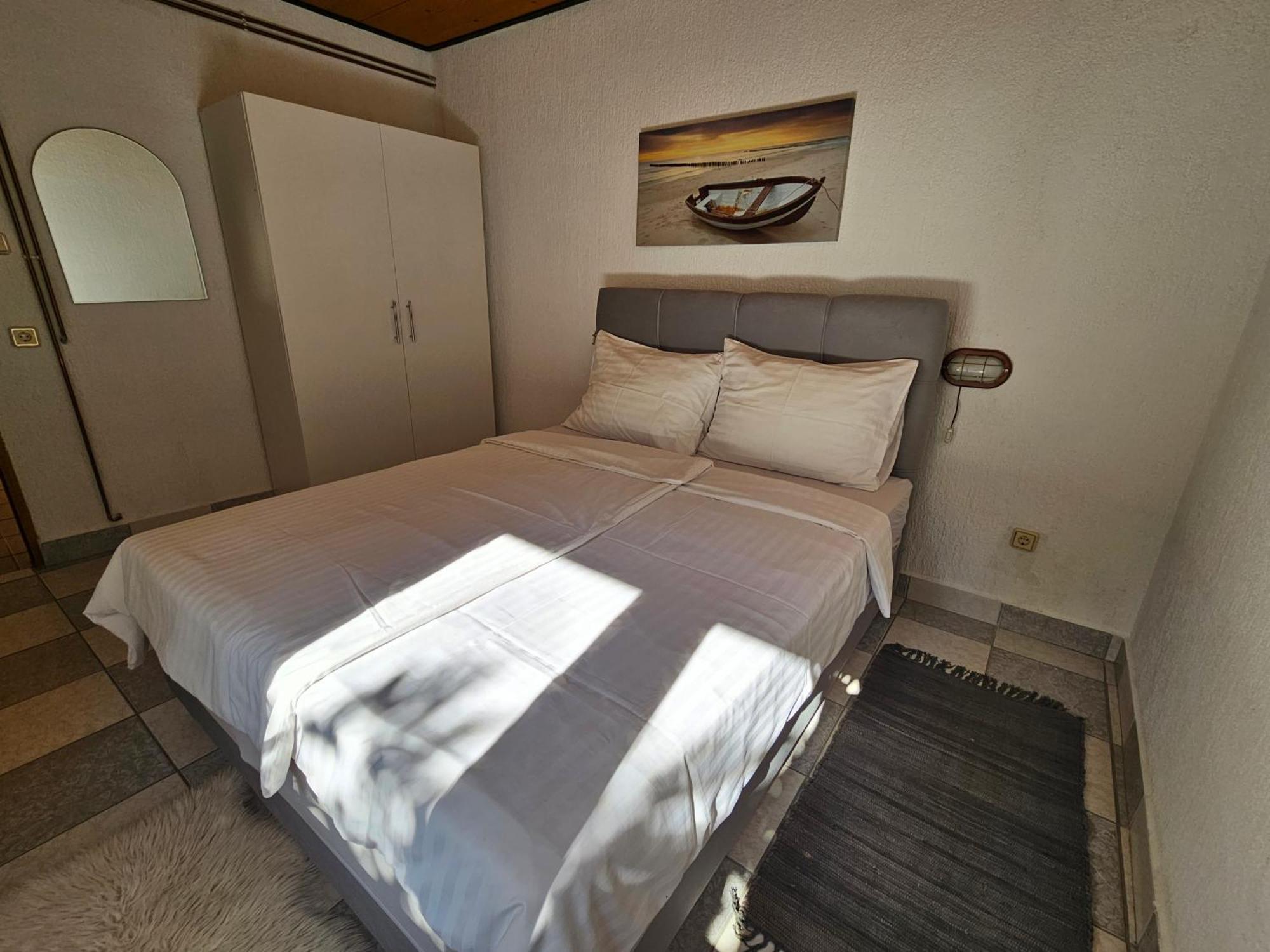 Apartmani Sanja Кленовица Екстериор снимка