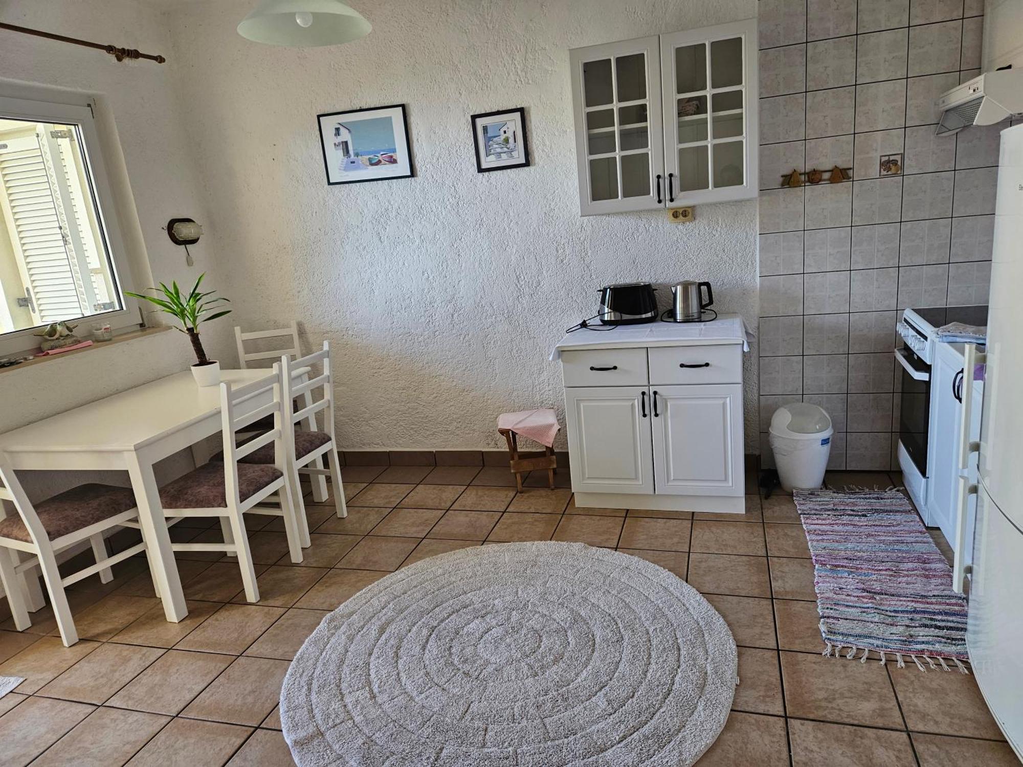 Apartmani Sanja Кленовица Екстериор снимка